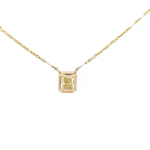 18K Yellow Gold - Diamond Pendant - J34208