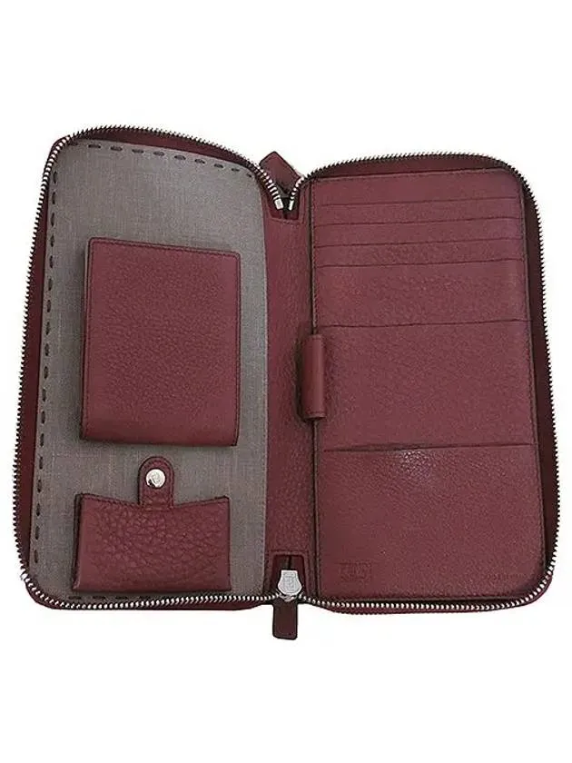 7M0192 Clutch bag