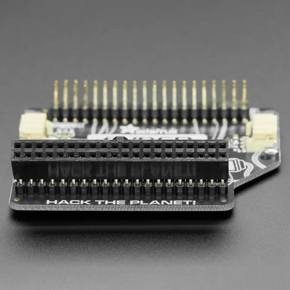 Adafruit CYBERDECK Bonnet for Raspberry Pi 400
