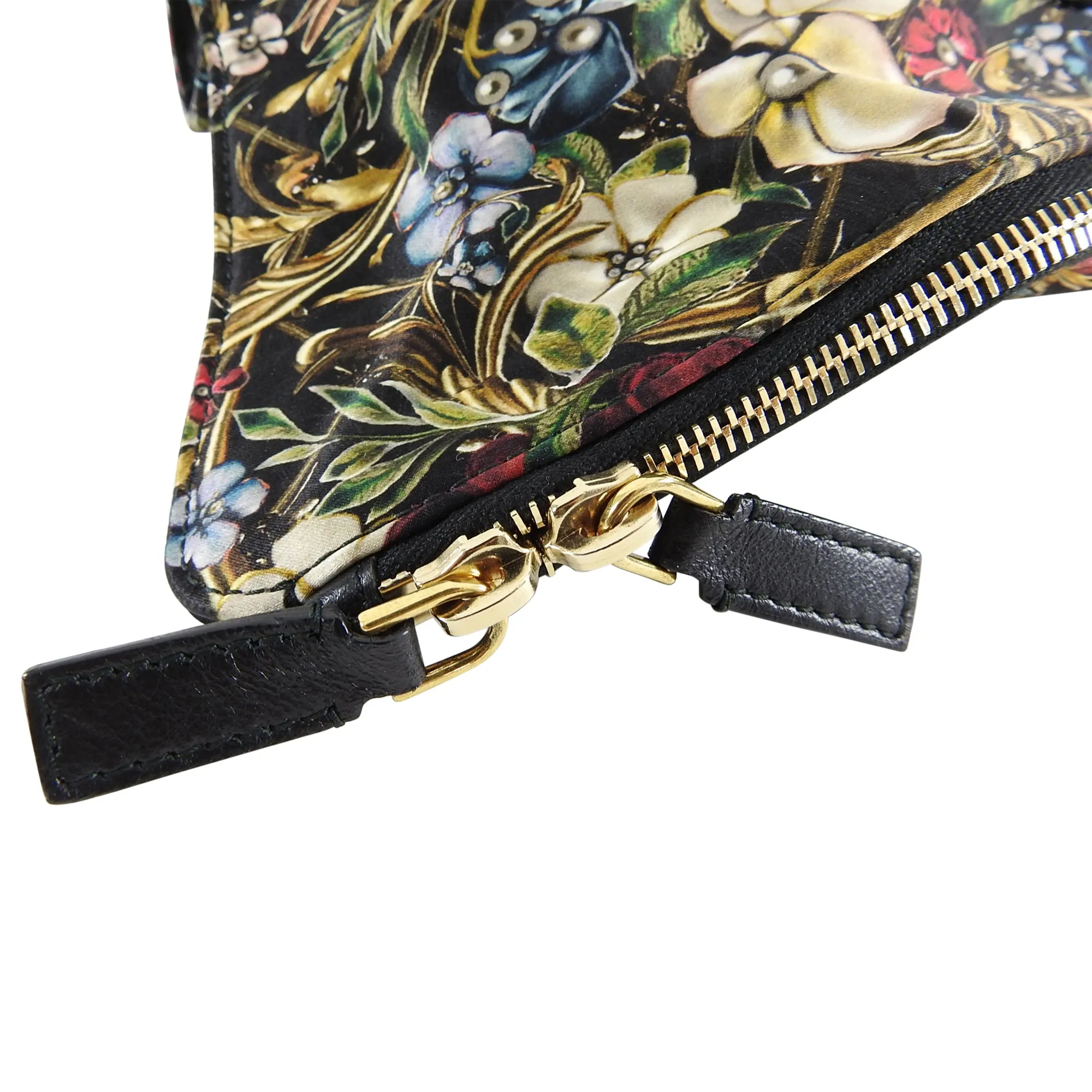 Alexander McQueen De Manta Jewel Pearl and Floral Clutch Bag