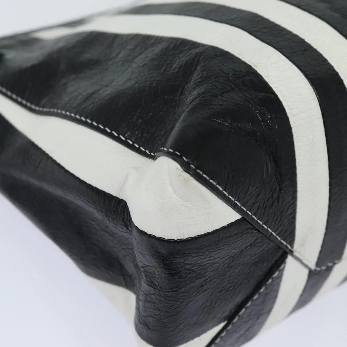 BALENCIAGA Clutch Bag Leather Black White Auth bs15028