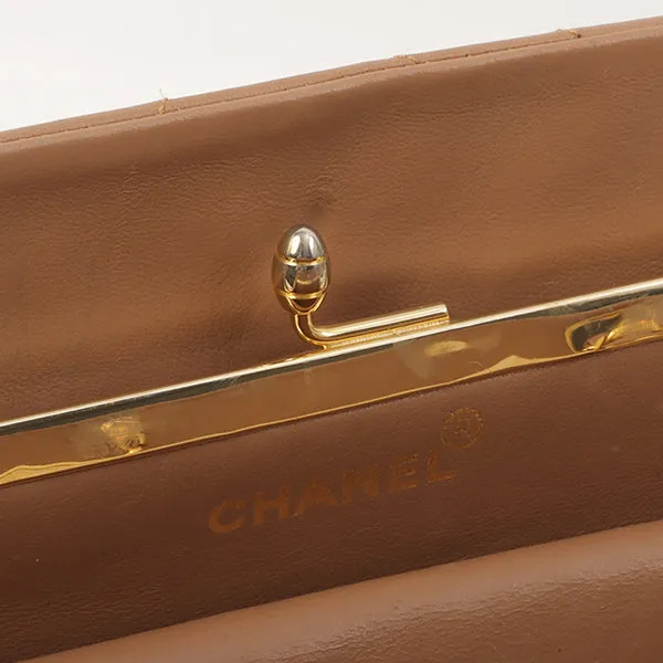 Chanel Around 1990 Made Chevron Cc Mark Plate Metal Clasp Chain Bag Pale Brown