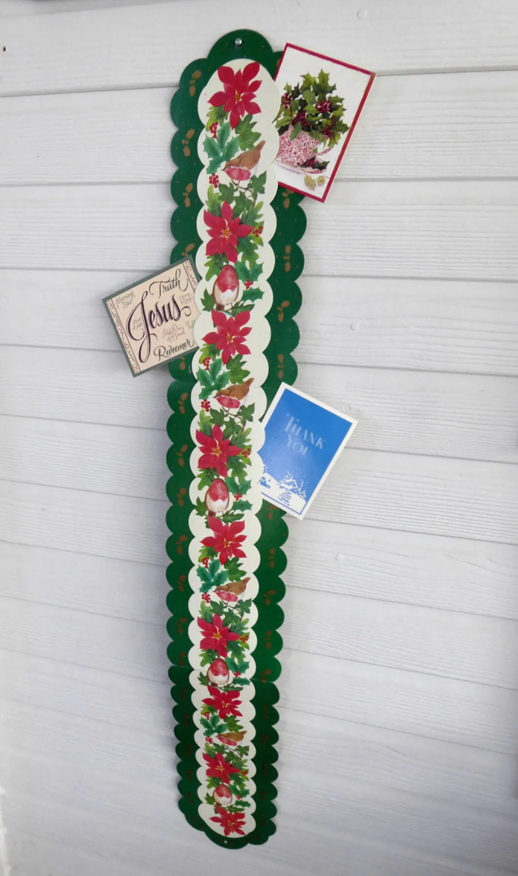 Christmas Card Holder Long Card Display English Robins Poinsettias Holly 1970s
