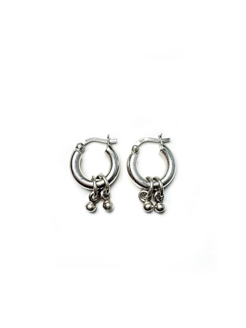 [DAZZLING CLUB] Seasonless Snow Ball Earring