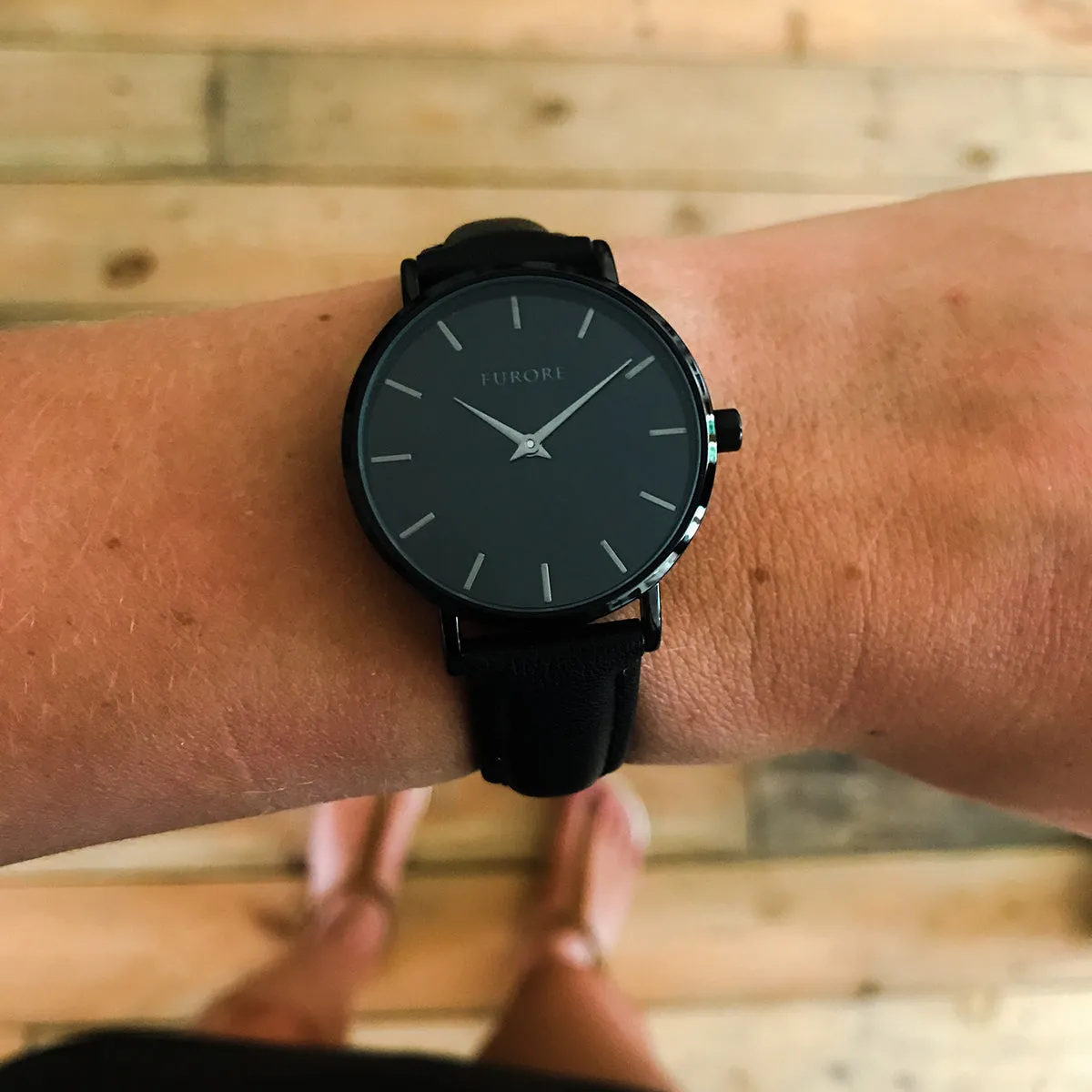 Dazzling Nature Watch Black Colour