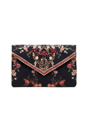 ENVELOPE CLUTCH A GIRL LIKE YOU