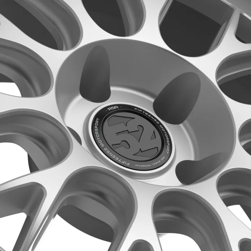 fifteen52 Holeshot RSR 18x9.5 5x120 22mm ET 72.56mm Center Bore Radiant Silver