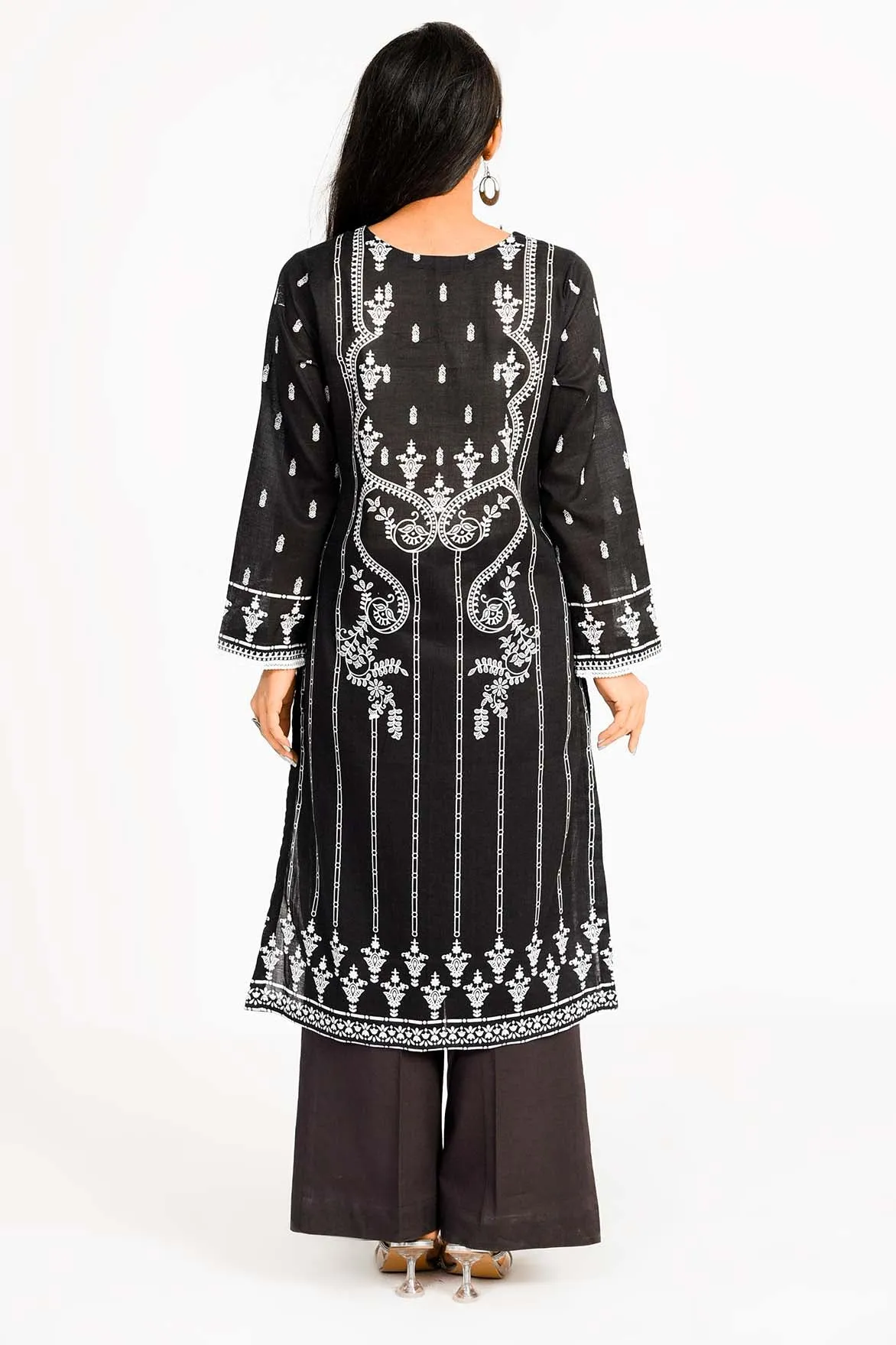 Monochrome Elegance | 1 PC | RTW
