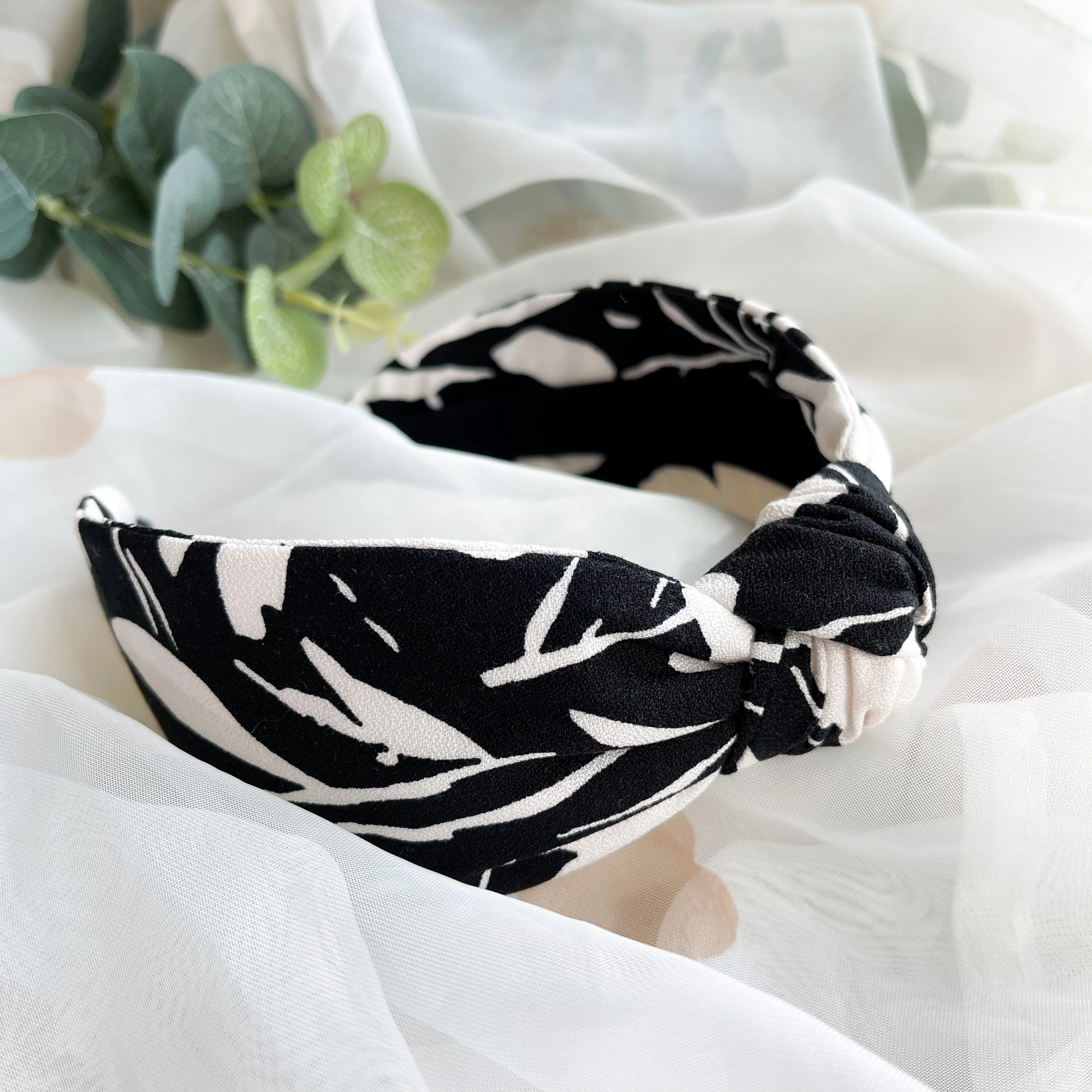 Monochrome Floral Knot Headband