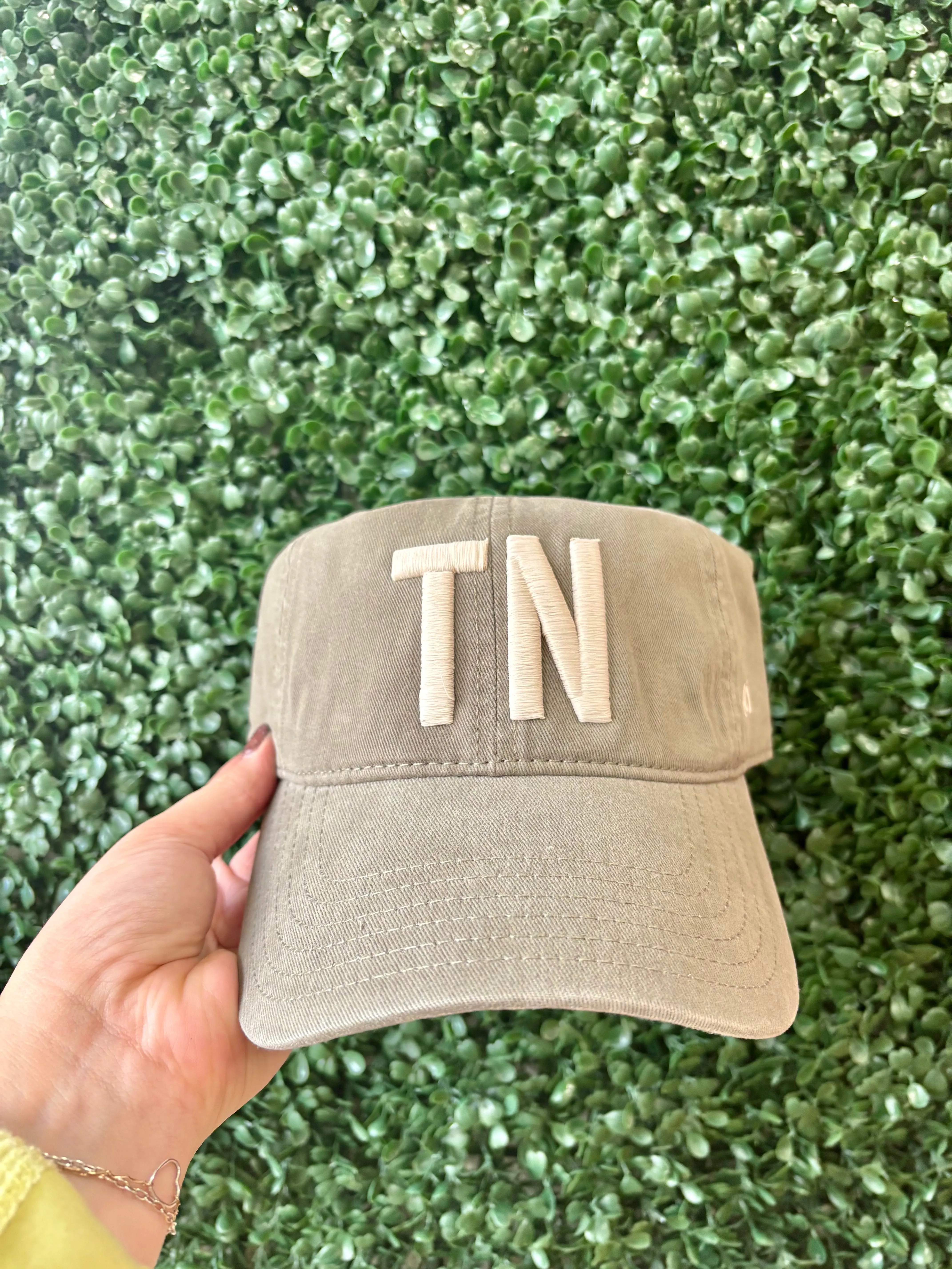 Monochrome Hat - TN - Olive