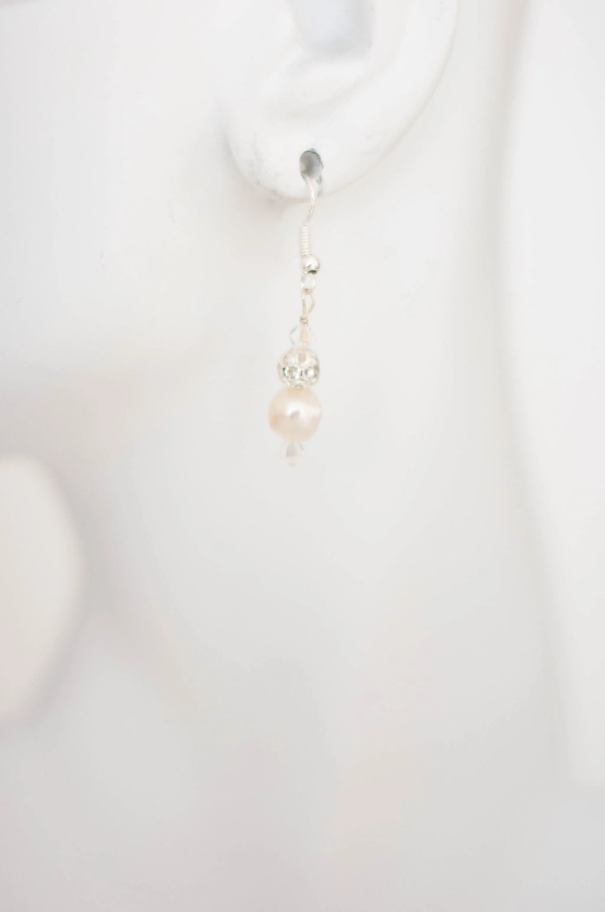 Pearl Impression Earrings