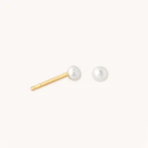 Radiant Pearl Stud Earrings