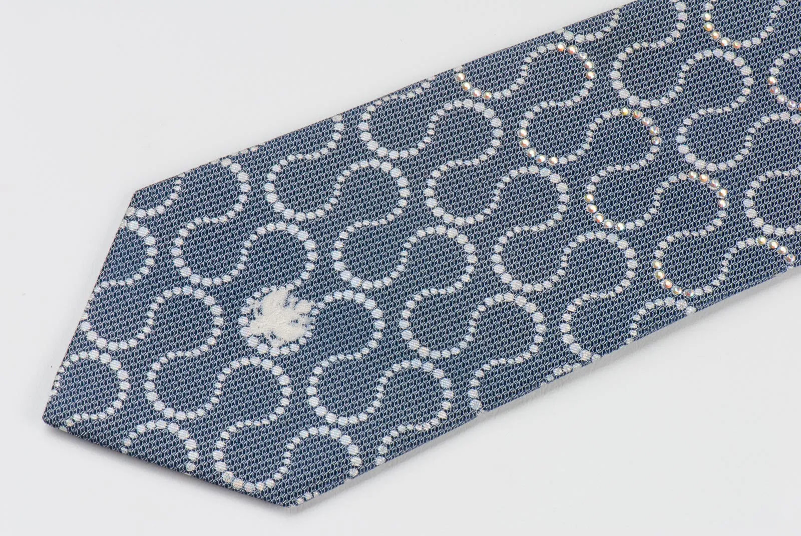 Renoma Mens Silk Rhinestone Neck Tie Silver Geometric On Gray Silk With Silver Sparkles