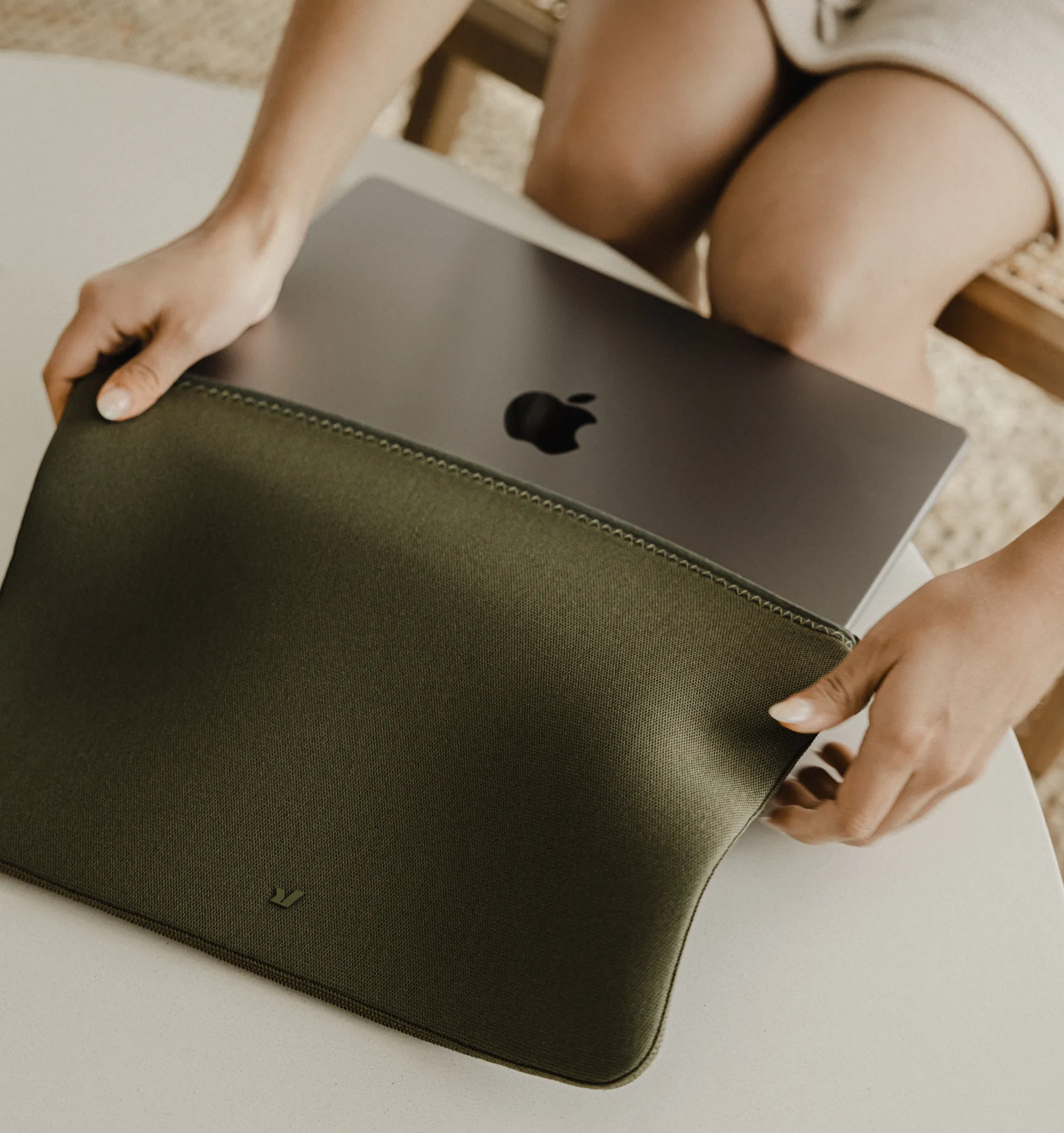 Rushfaster Laptop Sleeve For 13" MacBook Air/Pro