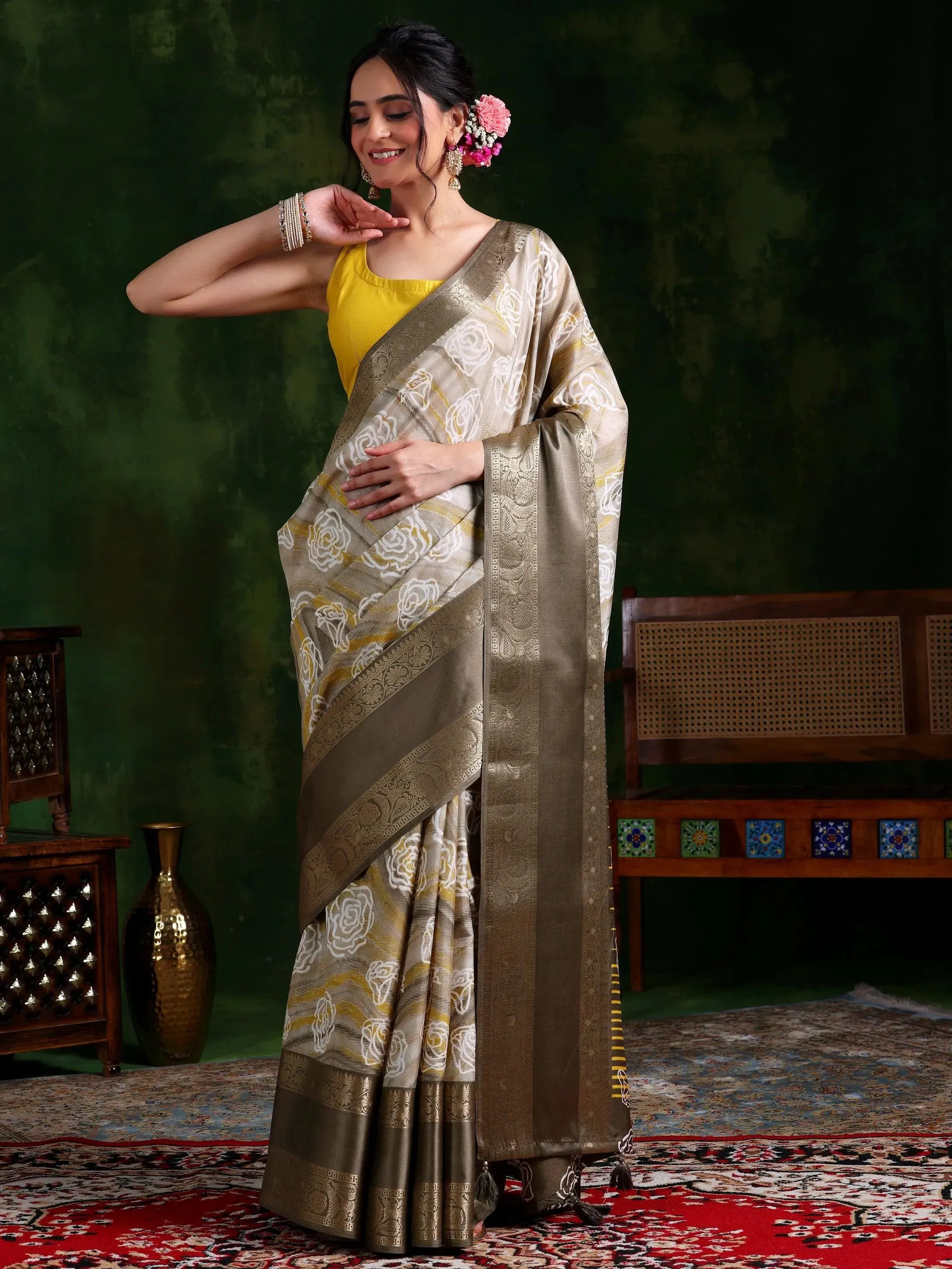 Taupe Printed Silk Blend Saree With Unstitched Blouse Piece