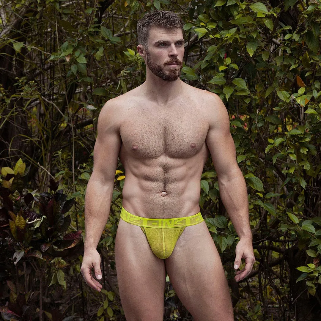 Undertone Thong Yale Yellow