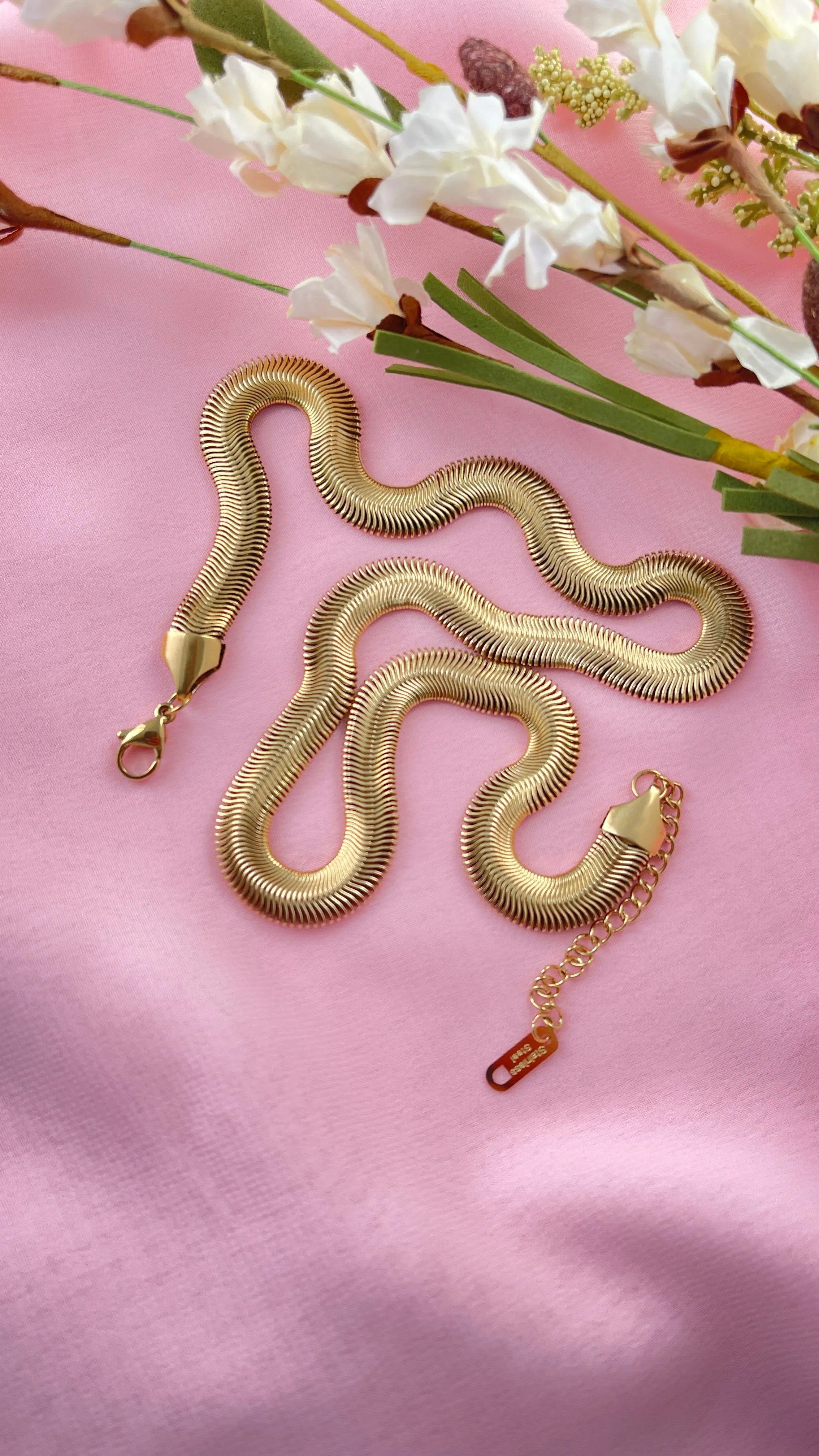 Victoria - Chain