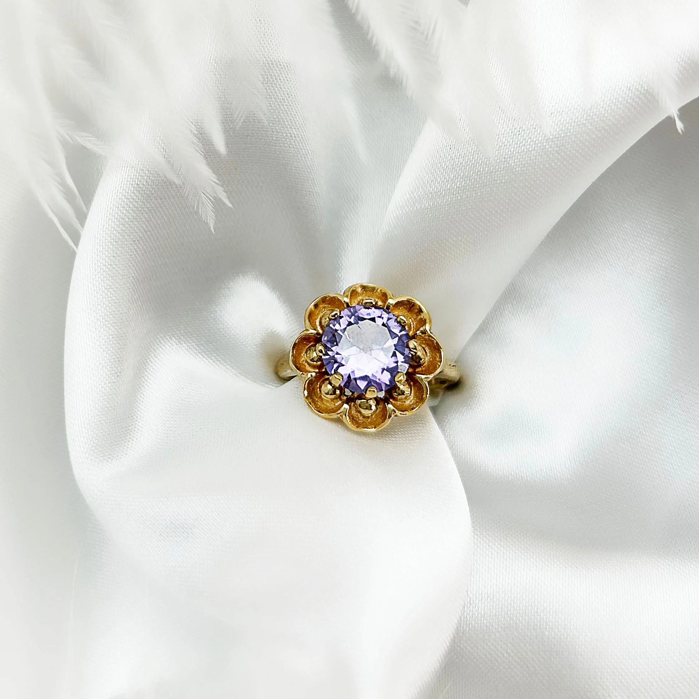 Vintage 10ct Gold Amethyst Ring