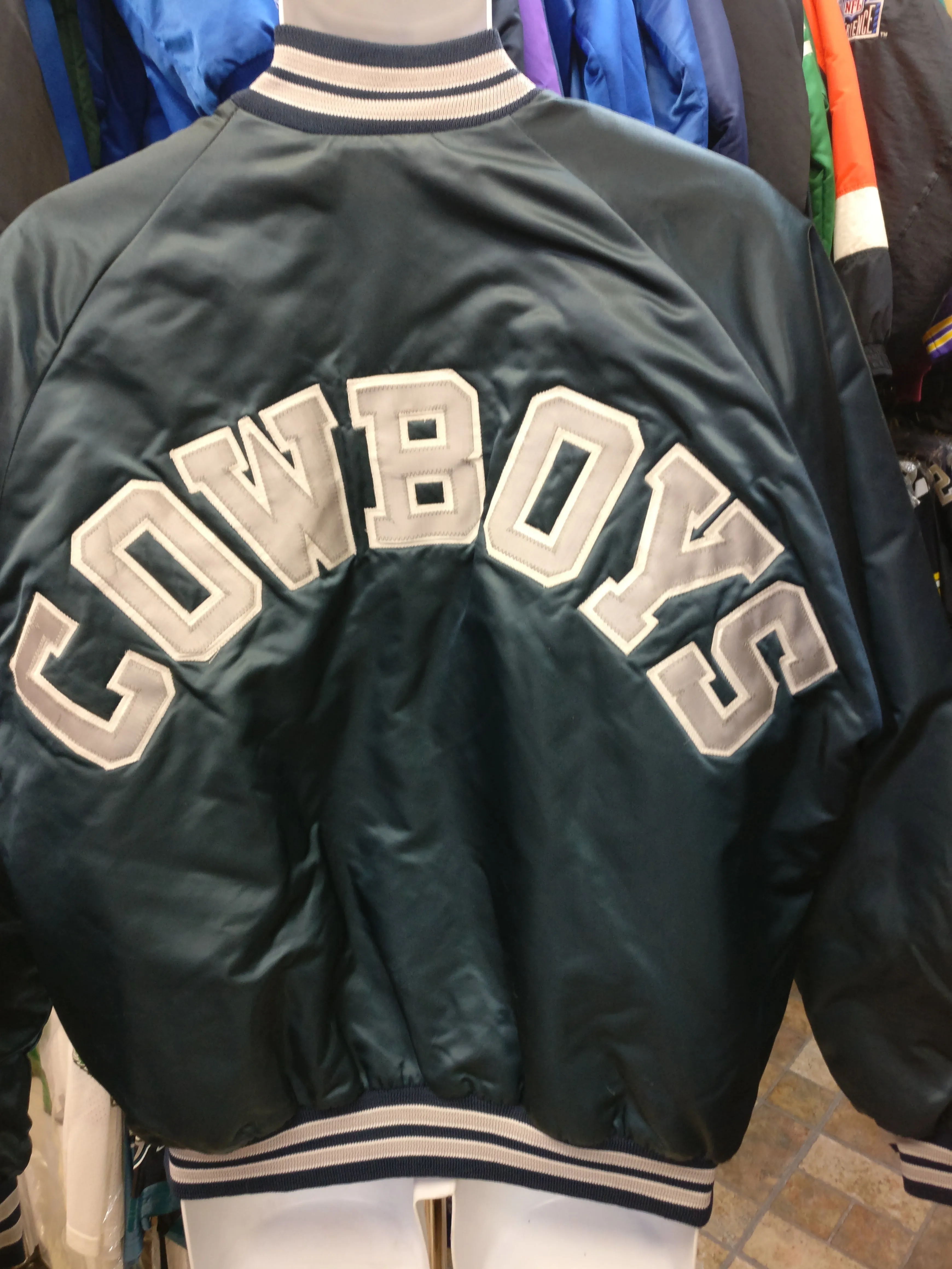 Vintage 80s DALLAS COWBOYS NFL Back Patch Chalk Line Nylon Jacket XL