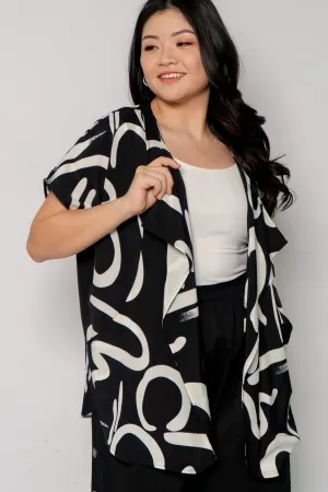 Woo Wrap in Monochrome